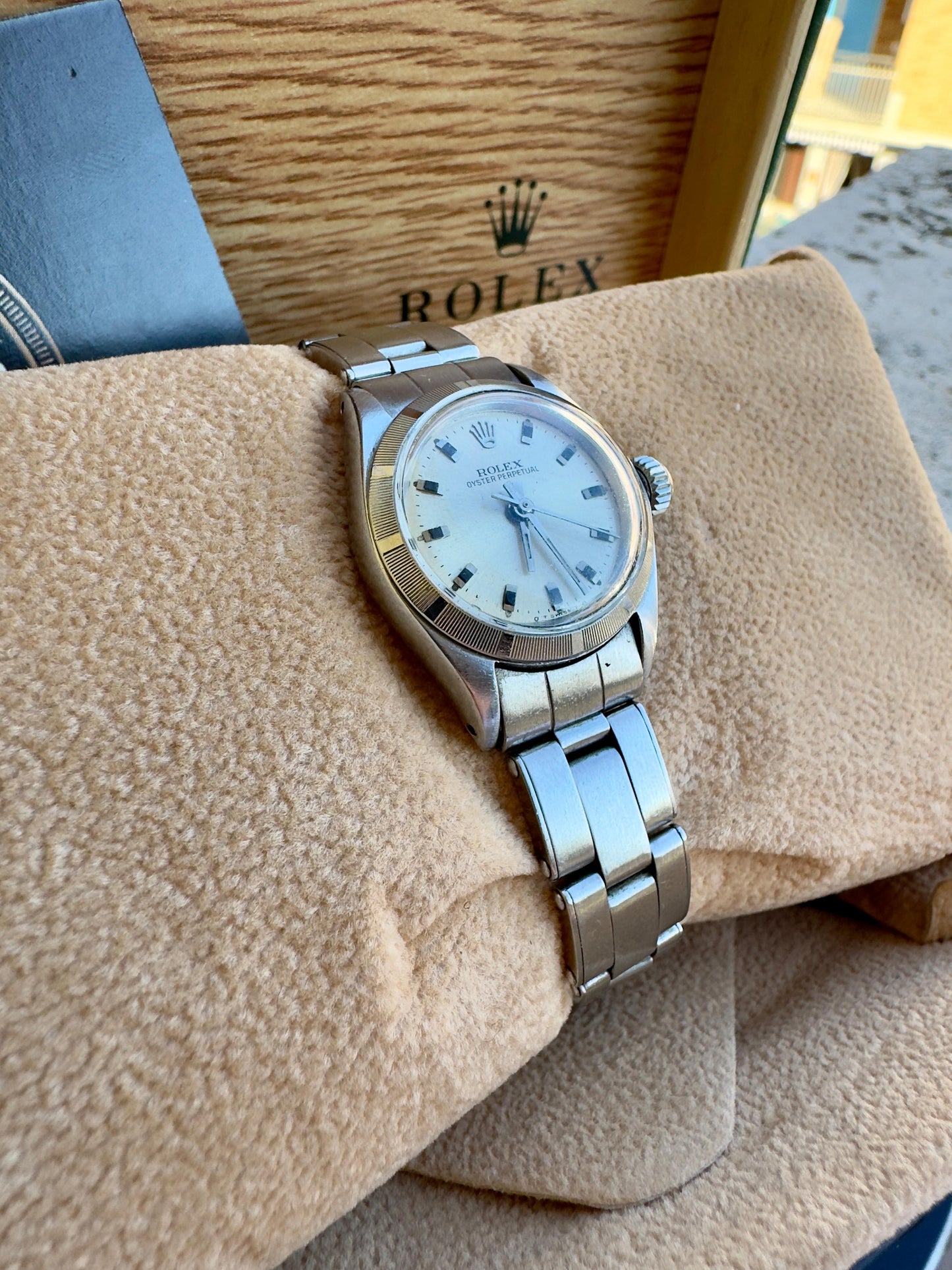 Rolex Oyster Perpetual 26mm lady